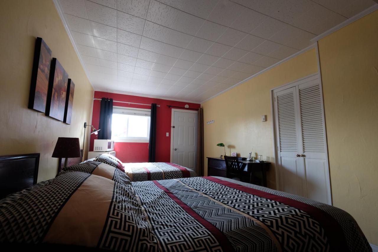 Motel Canadien Trois-Rivières Eksteriør bilde