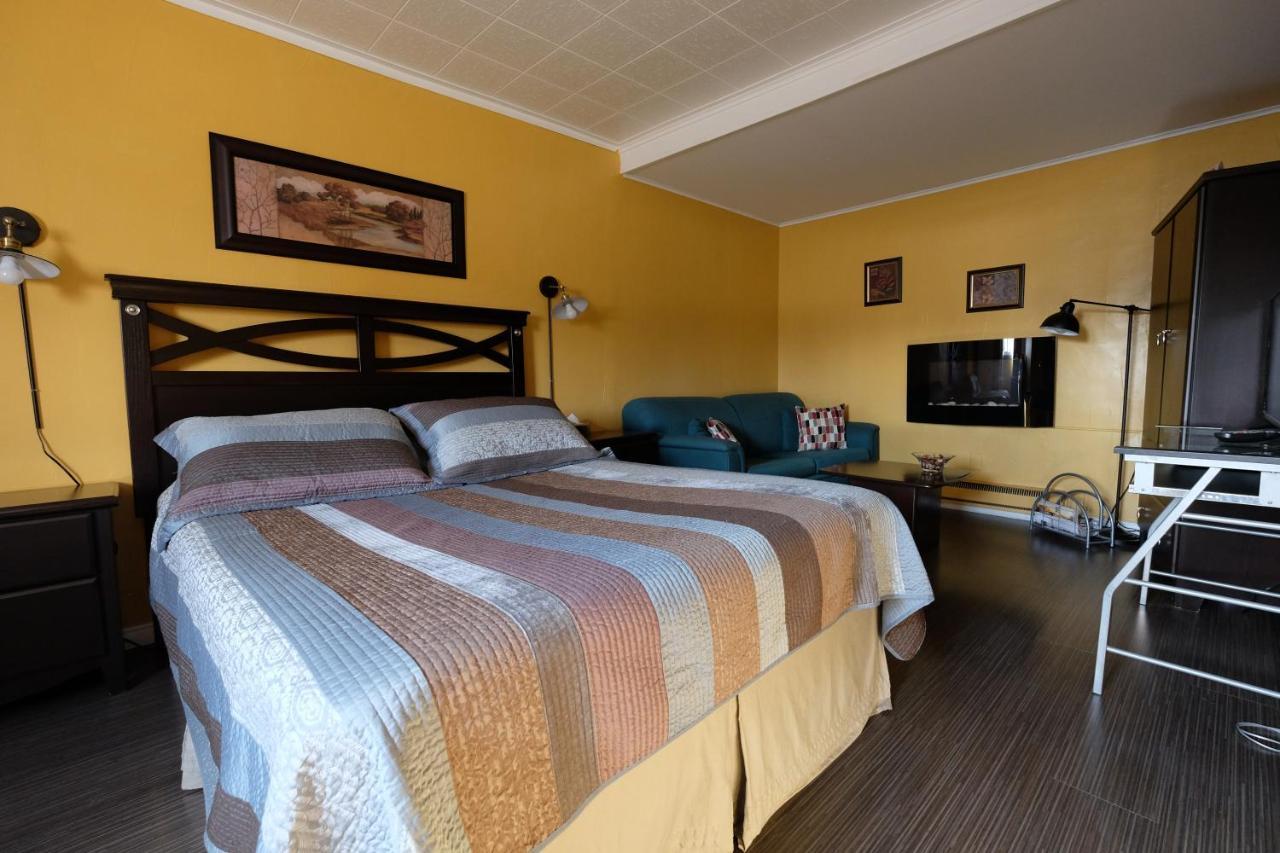 Motel Canadien Trois-Rivières Eksteriør bilde
